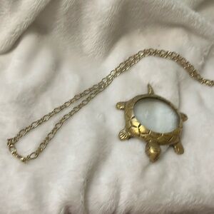 Necklace 22 inches unisex, gold tone, open links, casual, or formal wear